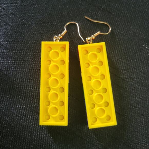 Working lego brick style rainbow pride earrings - Picture 3 of 4